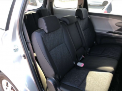 TOYOTA WISH 1.8X HID Selection 2011