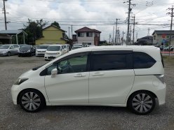 HONDA FREED G Just Selection 2011