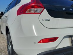 VOLVO V40  2016