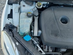 VOLVO V40  2016