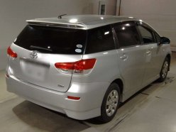 TOYOTA WISH 1.8X 4WD 2010