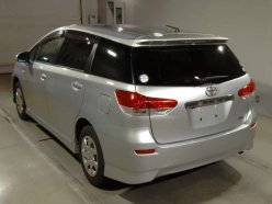 TOYOTA WISH 1.8X 4WD 2010