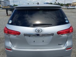 TOYOTA WISH 1.8X 4WD 2010