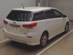 TOYOTA WISH 1.8X HID Selection 2010