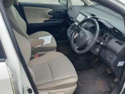 TOYOTA WISH 1.8X HID Selection 2010