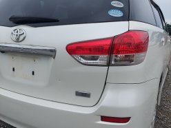 TOYOTA WISH 1.8X HID Selection 2010
