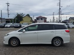 TOYOTA WISH 1.8X HID Selection 2010