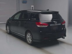 TOYOTA WISH 1.8S 2011