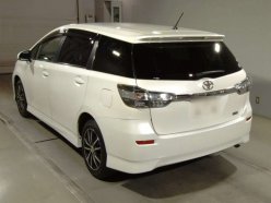 TOYOTA WISH 1.8X 2012
