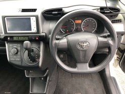TOYOTA WISH 1.8X 2012