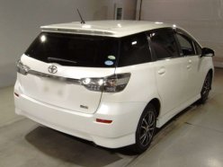 TOYOTA WISH 1.8X 2012