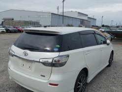 TOYOTA WISH 1.8X 2012