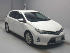 TOYOTA AURIS 150X S Package 2012