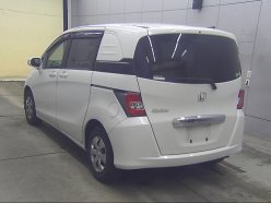 HONDA FREED SPIKE G Just Selection 2014