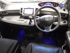 HONDA FREED SPIKE G Aero 2011