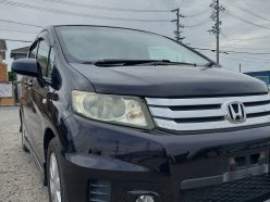 HONDA FREED SPIKE G Aero 2011