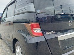 HONDA FREED SPIKE G Aero 2011