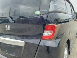 HONDA FREED SPIKE G Aero 2011