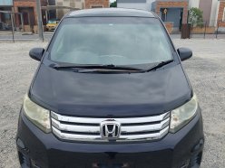 HONDA FREED SPIKE G Aero 2011
