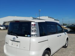 TOYOTA SIENTA DICE 4WD 2011