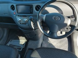 TOYOTA SIENTA DICE 4WD 2011