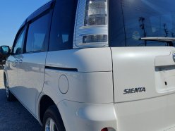 TOYOTA SIENTA DICE 4WD 2011