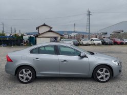 VOLVO S 60 (Комплектация с люком) 2011