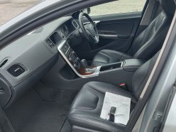 VOLVO S 60 (Комплектация с люком) 2011