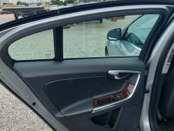 VOLVO S 60 (Комплектация с люком) 2011