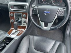 VOLVO S 60 (Комплектация с люком) 2011