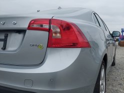 VOLVO S 60 (Комплектация с люком) 2011
