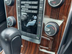 VOLVO S 60 (Комплектация с люком) 2011