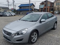 VOLVO S 60 (Комплектация с люком) 2011