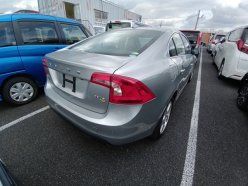 VOLVO S 60 (Комплектация с люком) 2011