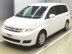 TOYOTA ISIS L G Edition 2010