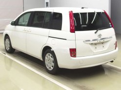TOYOTA ISIS L G Edition 2010