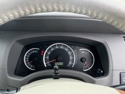 TOYOTA ISIS L G Edition 2010