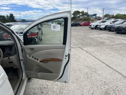 TOYOTA ISIS L G Edition 2010