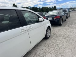 TOYOTA ISIS L G Edition 2010