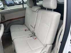 TOYOTA ISIS L G Edition 2010