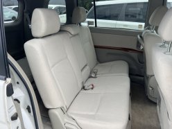 TOYOTA ISIS L G Edition 2010