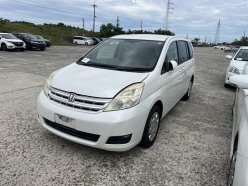 TOYOTA ISIS L G Edition 2010