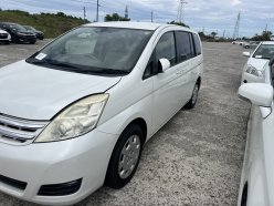 TOYOTA ISIS L G Edition 2010