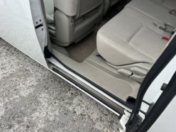TOYOTA ISIS L G Edition 2010