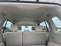 TOYOTA ISIS L G Edition 2010
