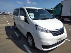 MITSUBISHI DELICA D:3  2013