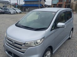 NISSAN DAYZ Highway Star - X 4WD 2014