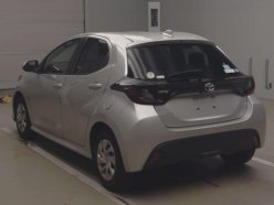 TOYOTA YARIS X 2020