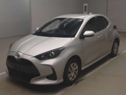 TOYOTA YARIS X 2020