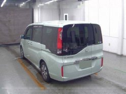 HONDA STEPWGN G EX HONDA SENSING 2015